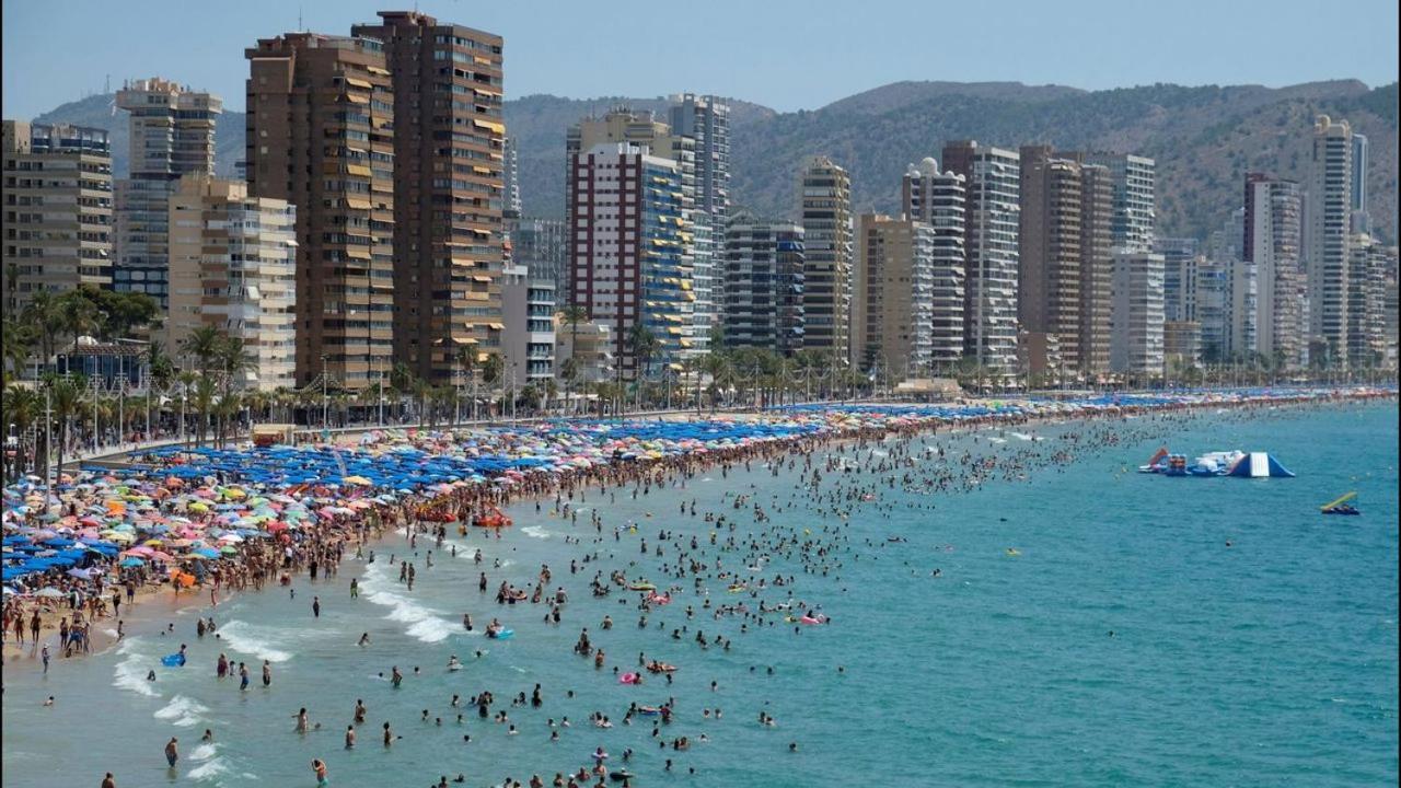 Disponible Apt Marblaw-18 A 31 Octubre 1ª Linea- Aire Acondic -2Hab 2Bn, Parking Opcionable Extra Benidorm Exterior photo
